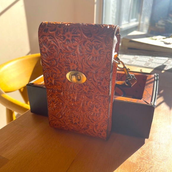 Patricia Nash Leather Purse - Picture 1 of 4